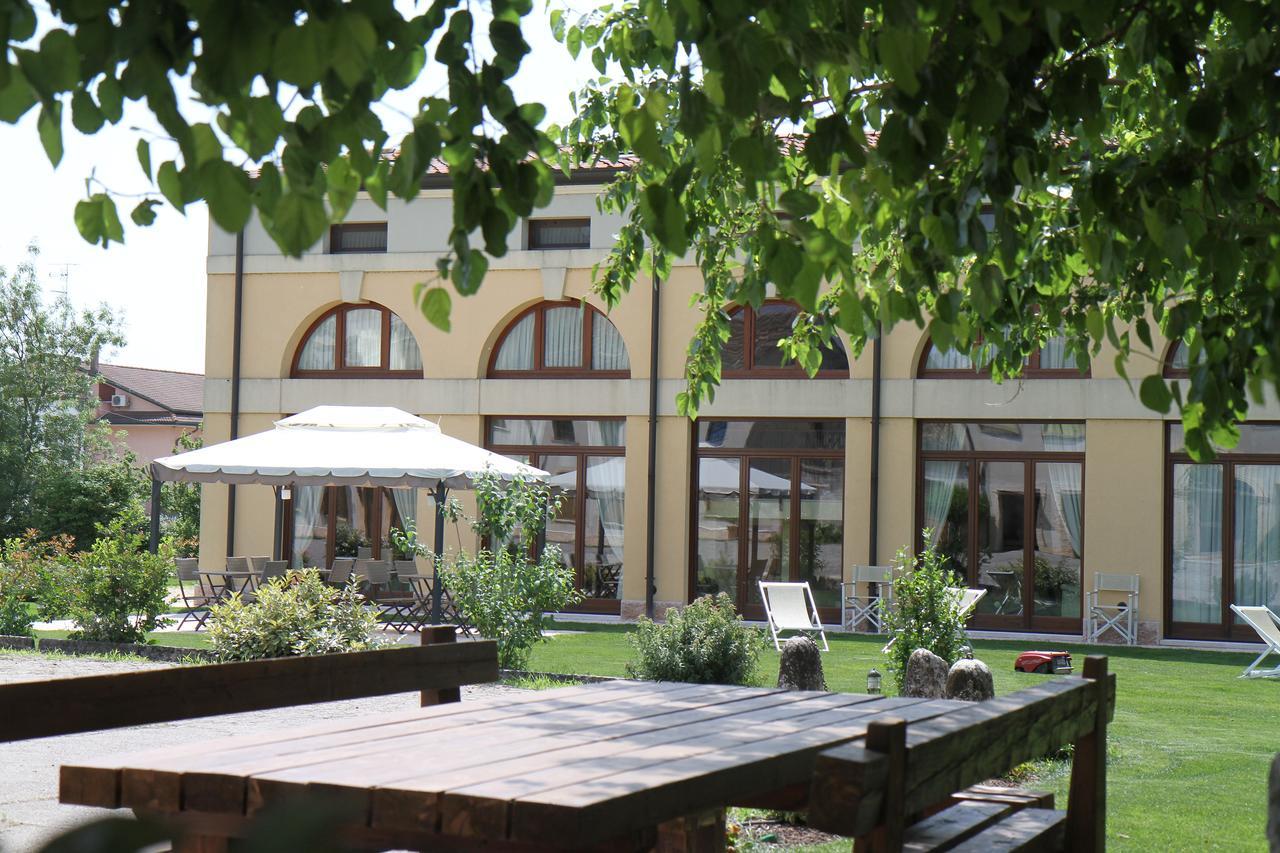Agriturismo Otto Ducati D'Oro Isola della Scala Exterior photo